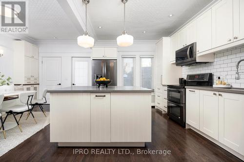 7 Woodycrest Avenue, Toronto, ON - Indoor Photo Showing Kitchen With Upgraded Kitchen