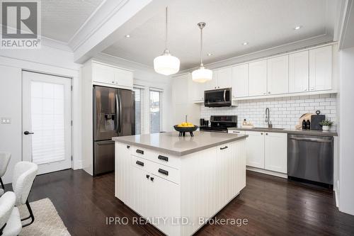 7 Woodycrest Avenue, Toronto, ON - Indoor Photo Showing Kitchen