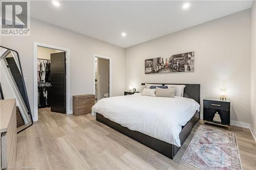 300 Richmond Street Unit# 22, Thorold, ON - Indoor Photo Showing Bedroom