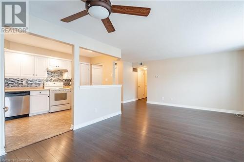 1061 Vansickle Road N Unit# 306B, St. Catharines, ON - Indoor Photo Showing Kitchen