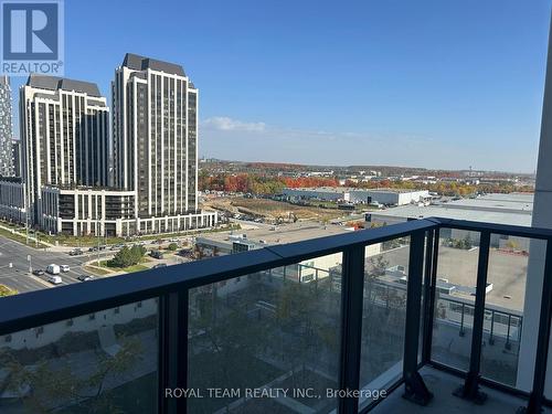 1009 - 9000 Jane Street, Vaughan, ON - Outdoor With View