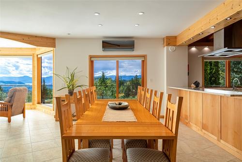 8100, 8104 Silver Star Road, Vernon, BC - Indoor Photo Showing Dining Room