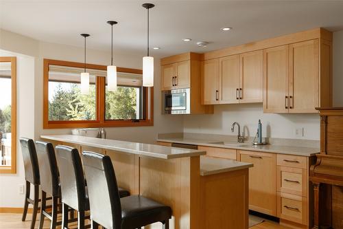 8100, 8104 Silver Star Road, Vernon, BC - Indoor Photo Showing Kitchen