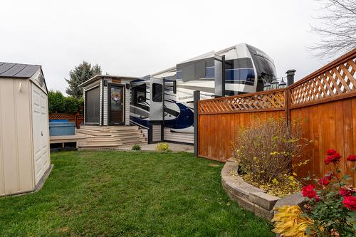 16-415 Commonwealth Road, Kelowna, BC - Outdoor