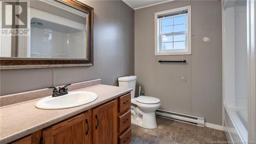 166 Ulysse Drive, Dieppe, NB - Indoor Photo Showing Bathroom