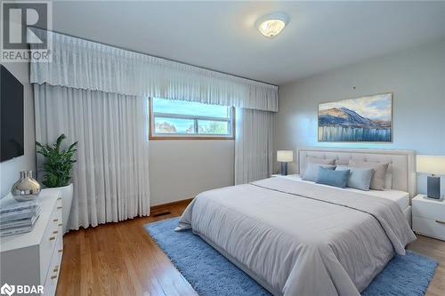 50 St Andrews Boulevard, Toronto, ON - Indoor Photo Showing Bedroom