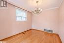 50 St Andrews Boulevard, Toronto, ON  - Indoor Photo Showing Other Room 