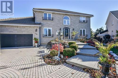 58 Tamwood Court, Stoney Creek, ON - Outdoor