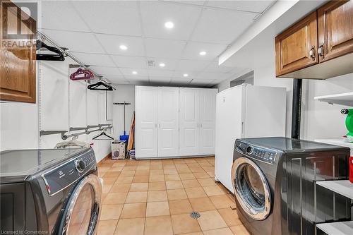 58 Tamwood Court, Stoney Creek, ON - Indoor Photo Showing Laundry Room