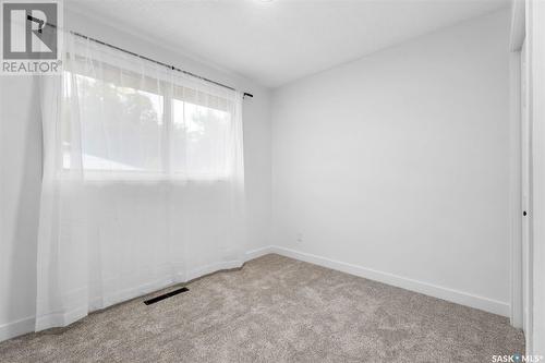 1411 Donald Street, Saskatoon, SK - Indoor Photo Showing Other Room