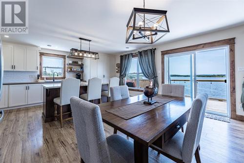 125 Amber Drive, Whitbourne, NL - Indoor Photo Showing Dining Room