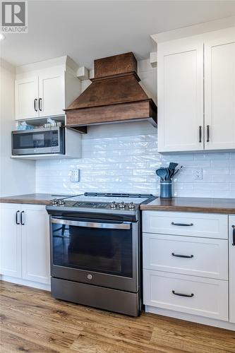 125 Amber Drive, Whitbourne, NL - Indoor Photo Showing Kitchen