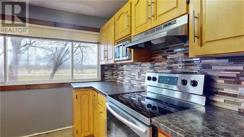 502 7Th Line, Gore Bay, ON - Indoor Photo Showing Kitchen