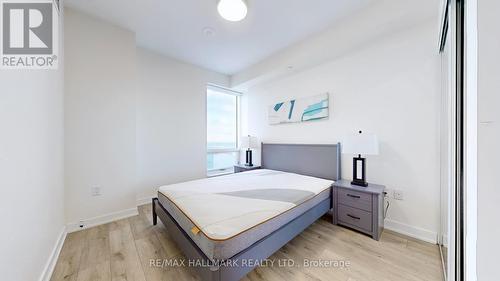 4008 - 28 Freeland Street S, Toronto, ON - Indoor Photo Showing Bedroom