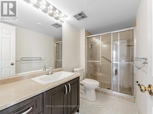 Lower - 250 Kinmount Crescent, Oshawa, ON - Indoor Photo Showing Bathroom