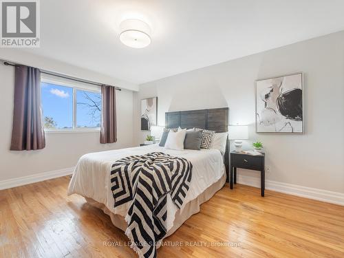 17 Chapais Crescent, Toronto, ON - Indoor Photo Showing Bedroom