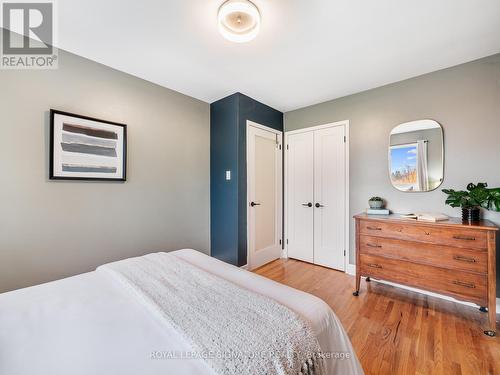 17 Chapais Crescent, Toronto, ON - Indoor Photo Showing Bedroom