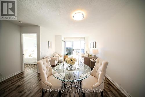 939 - 18 Mondeo Drive, Toronto, ON - Indoor Photo Showing Dining Room