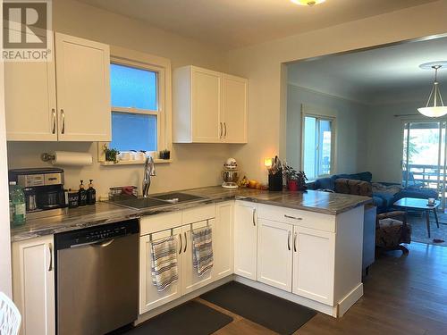 2183 Daniel Street, Trail, BC - Indoor Photo Showing Kitchen With Double Sink