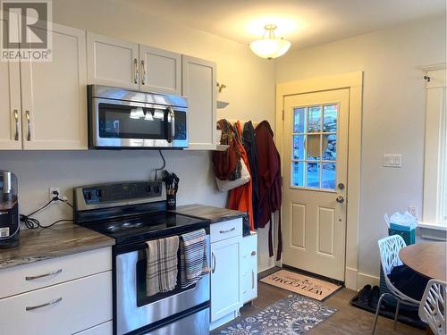 2183 Daniel Street, Trail, BC - Indoor Photo Showing Kitchen