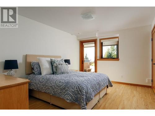 8100, 8104 Silver Star Road, Vernon, BC - Indoor Photo Showing Bedroom