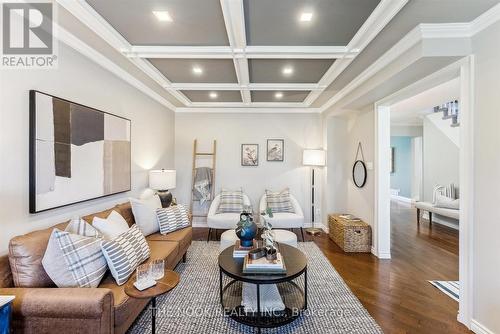 349 Regal Briar Street, Whitby (Blue Grass Meadows), ON - Indoor Photo Showing Living Room