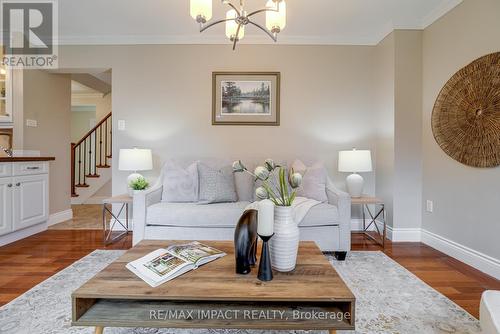 76 Foster Creek Drive, Clarington (Newcastle), ON - Indoor Photo Showing Living Room