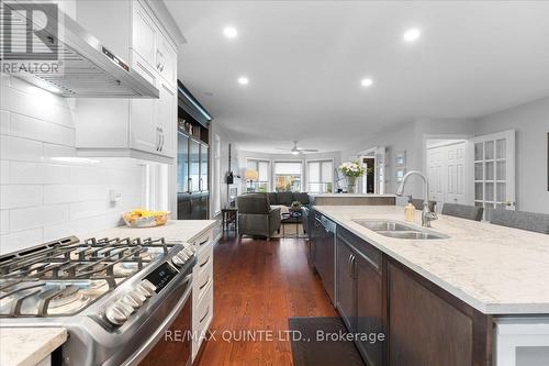 115 Palmer Road, Belleville, ON - Indoor Photo Showing Kitchen With Double Sink With Upgraded Kitchen