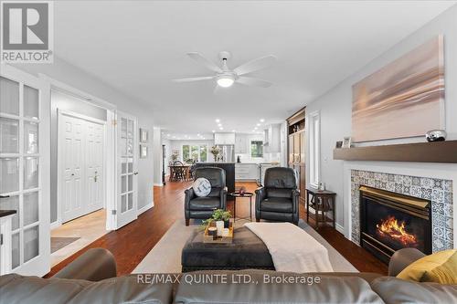 115 Palmer Road, Belleville, ON - Indoor Photo Showing Living Room With Fireplace