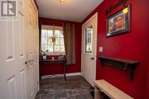 20 Mccreedie Street, Kawartha Lakes (Lindsay), ON - Indoor Photo Showing Other Room