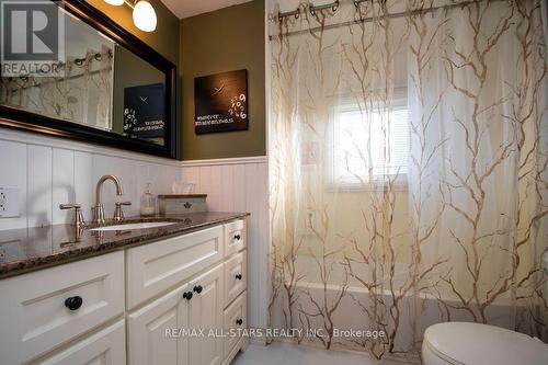 20 Mccreedie Street, Kawartha Lakes (Lindsay), ON - Indoor Photo Showing Bathroom