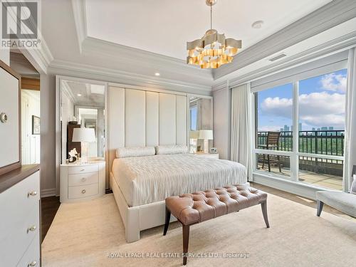 1001 - 30 Old Mill Road, Toronto, ON - Indoor Photo Showing Bedroom