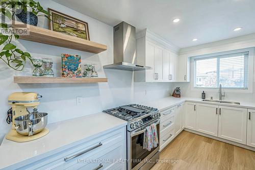 26 Dellbrook Crescent, Toronto, ON - Indoor Photo Showing Kitchen With Upgraded Kitchen