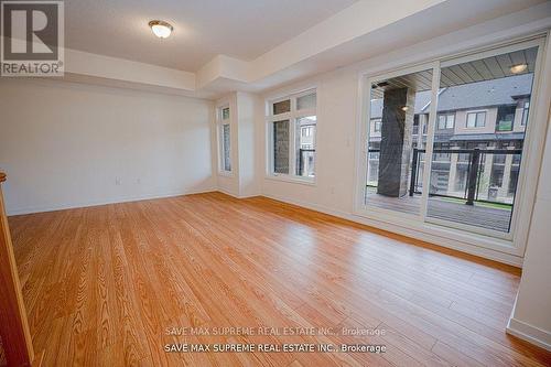 1556 Hilson Heights, Milton, ON - Indoor Photo Showing Other Room