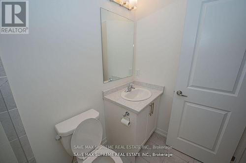 1556 Hilson Heights, Milton, ON - Indoor Photo Showing Bathroom