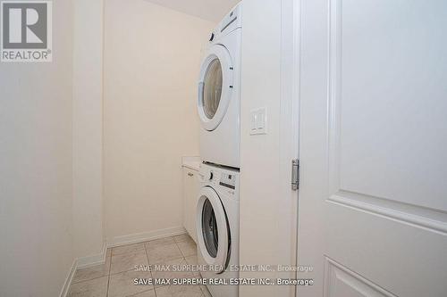 1556 Hilson Heights, Milton, ON - Indoor Photo Showing Laundry Room