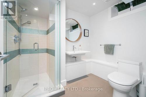 347 Windermere Avenue, Toronto, ON - Indoor Photo Showing Bathroom