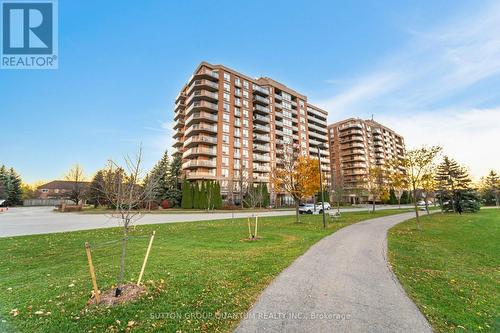 305 - 1140 Parkwest Place S, Mississauga, ON - Outdoor With Facade