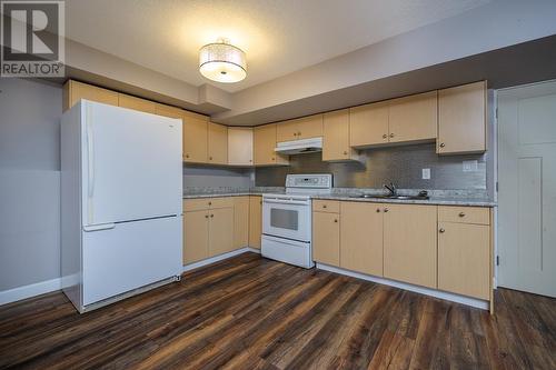 2662 Maurice Drive, Prince George, BC - Indoor Photo Showing Kitchen