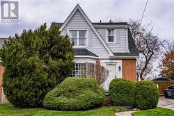 144 BRANTDALE Avenue  Hamilton, ON L9C 1B9