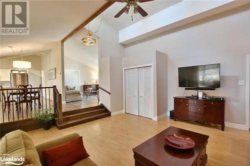 39 Trillium Court, Wasaga Beach, ON - Indoor Photo Showing Other Room