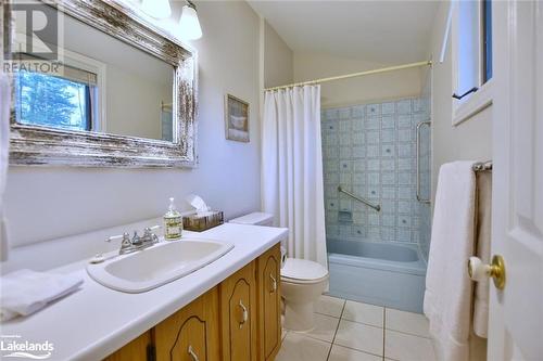 39 Trillium Court, Wasaga Beach, ON - Indoor Photo Showing Bathroom