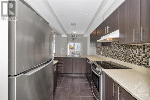 859 Kennacraig Private, Ottawa, ON - Indoor Photo Showing Kitchen With Double Sink With Upgraded Kitchen