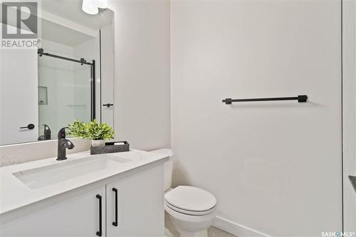 242 Anglin Place, Saskatoon, SK - Indoor Photo Showing Bathroom