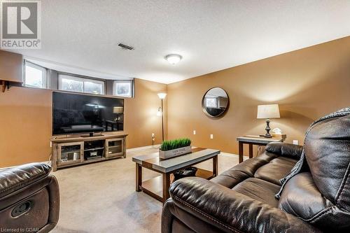 Living room - 56 Imperial Road N, Guelph, ON - Indoor Photo Showing Living Room