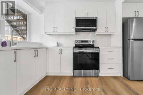 #Bsmt - 476 Wheat Boom Drive, Oakville, ON - Indoor Photo Showing Kitchen