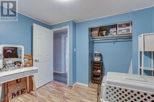 315 Burns Street, Strathroy-Caradoc (Sw), ON - Indoor Photo Showing Bedroom