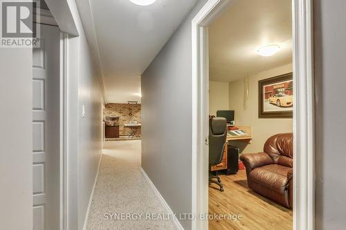 315 Burns Street, Strathroy-Caradoc (Sw), ON - Indoor Photo Showing Other Room