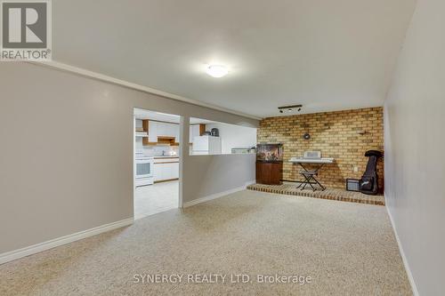 315 Burns Street, Strathroy-Caradoc (Sw), ON - Indoor Photo Showing Other Room