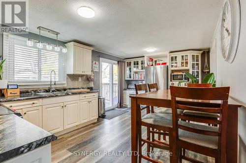 315 Burns Street, Strathroy-Caradoc (Sw), ON - Indoor Photo Showing Other Room